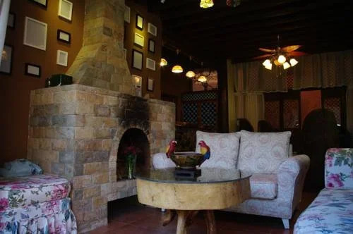 Cloudscape Boutique Inn