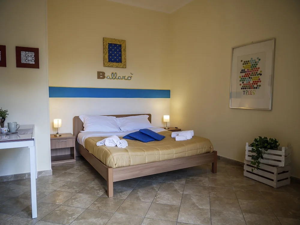 Ballaro' apartment