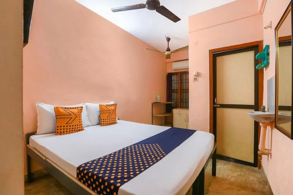 Spot On Annai Guest House