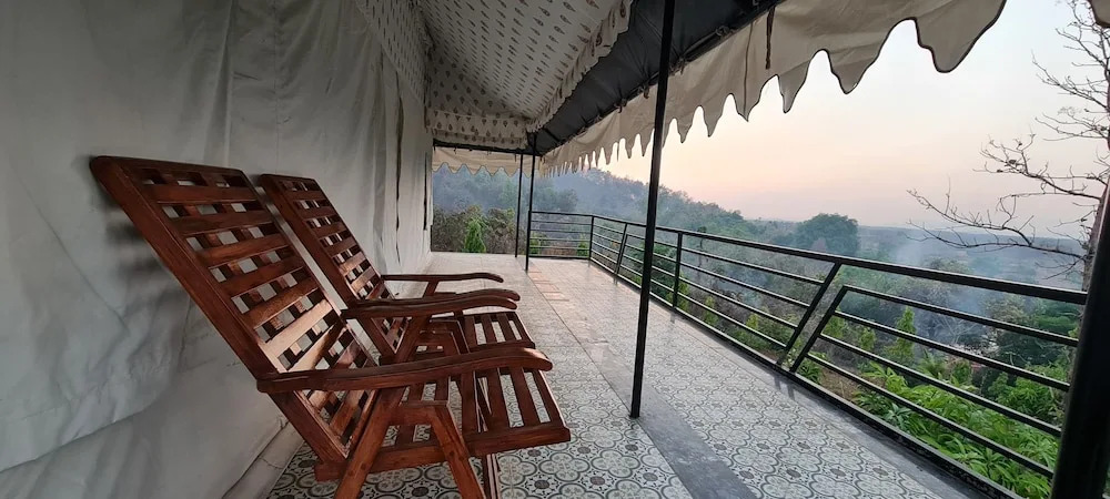 Stay Serene Luxury
