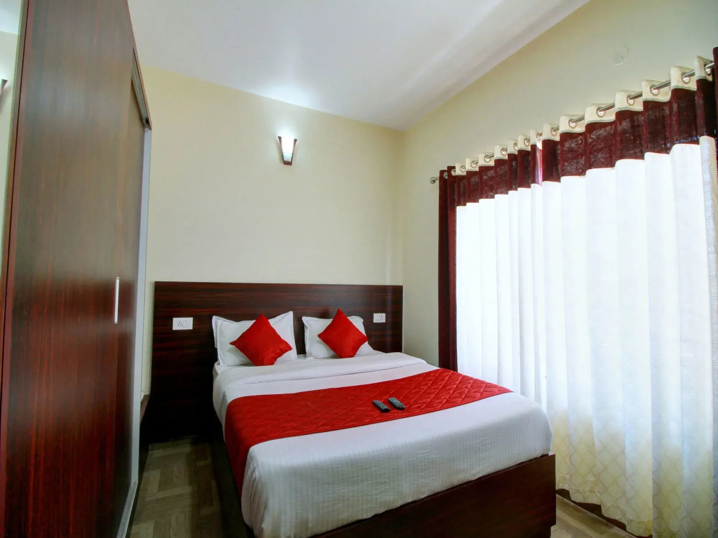 OYO 11748 Pine Hill suites