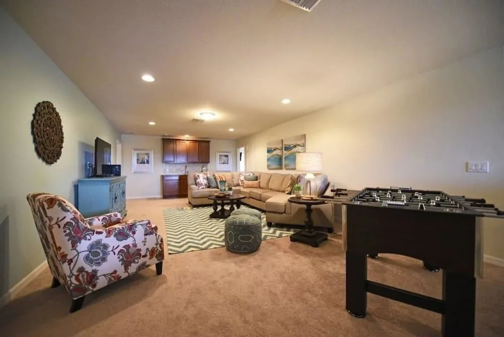 2129 Windsor Hills House 8 Bedroom by Florida Star