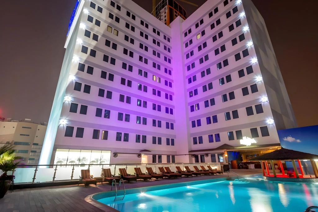 Elite Crystal Hotel