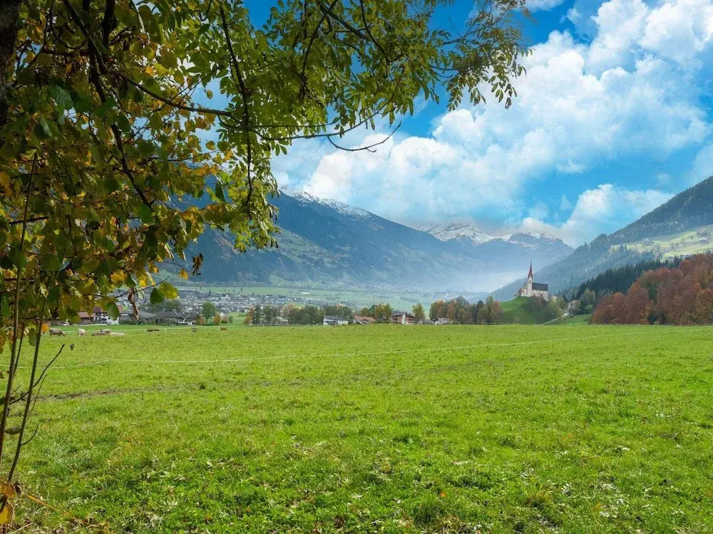 Attractive Flat With Beautiful Views