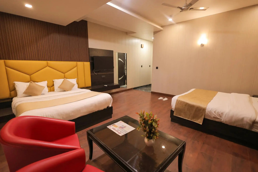Hotel Krishnam Vrindavan