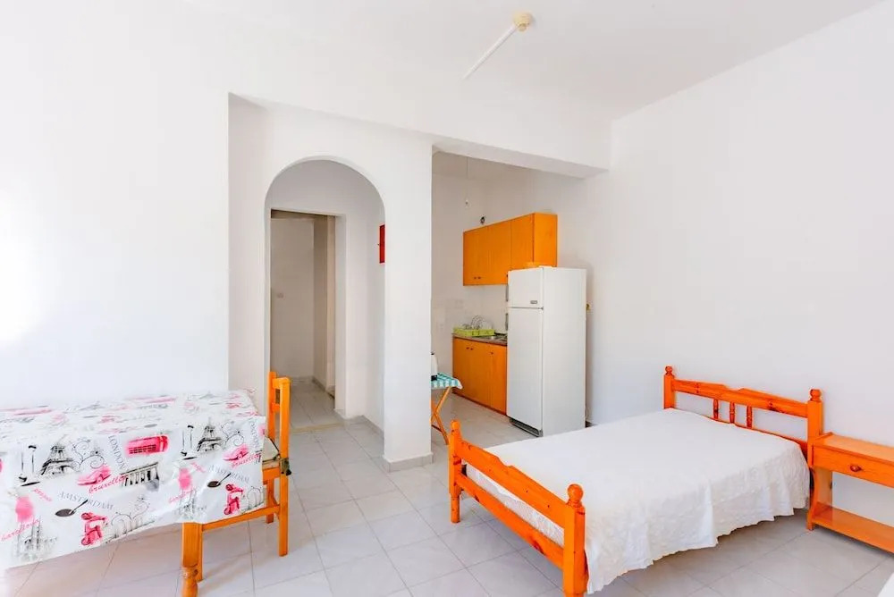 Irini Apartments