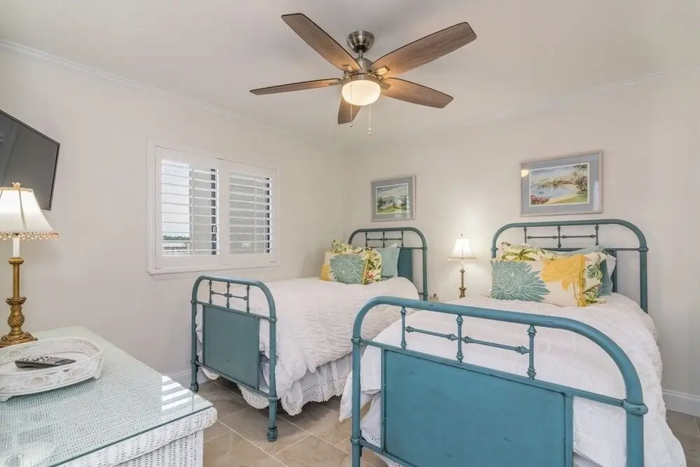 One Seagrove Place Unit 604 2 Bedroom Condo by Redawning