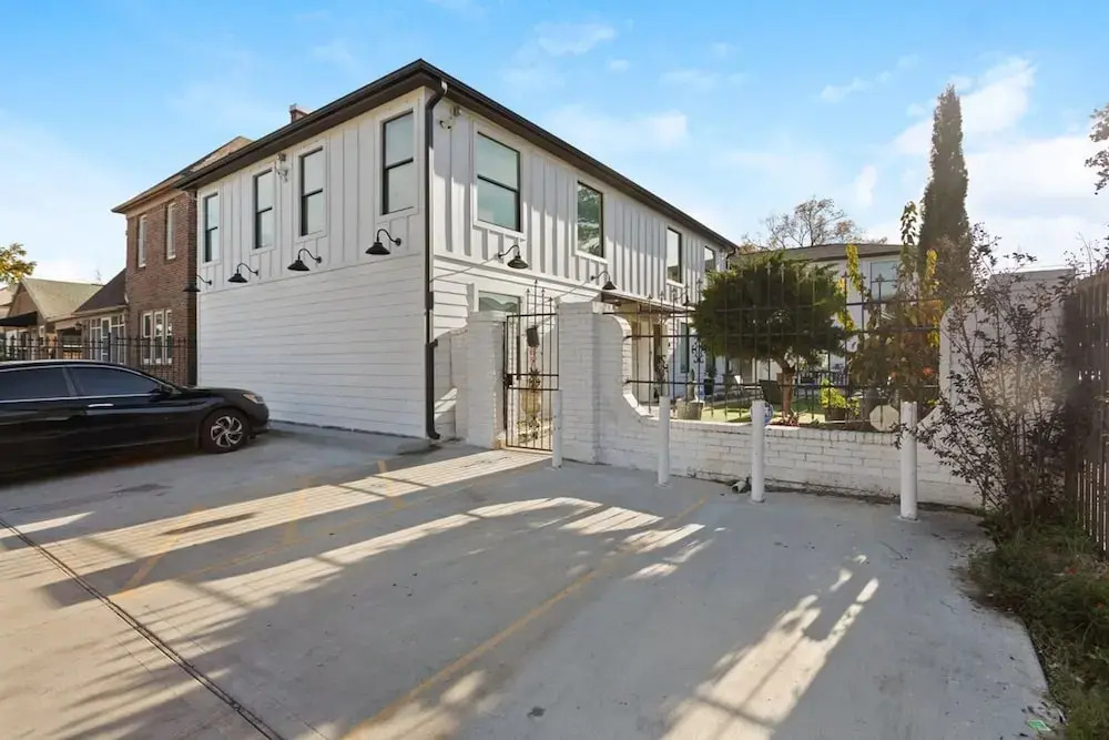 Amazing Living I Sleeps 14 Wi-fi Parking Free Gym