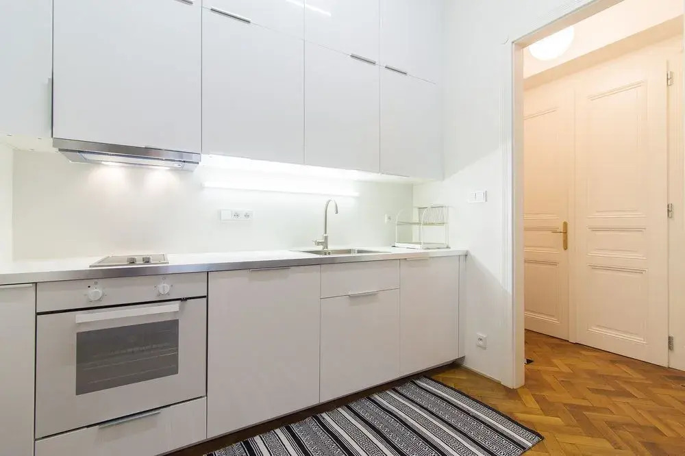 Stylish Modern Apartment in Malastrana