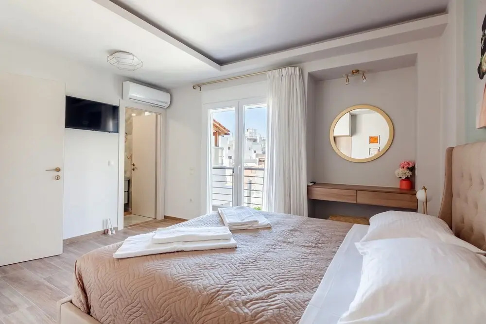 Design Central Suite in Heraklion