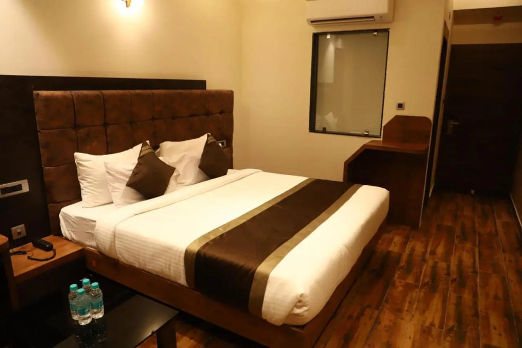 Hotel Emperio Grand