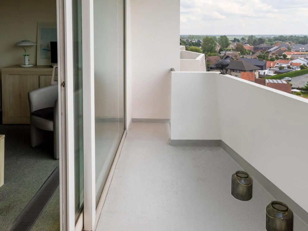 Spacious studio in De Haan with a balcony