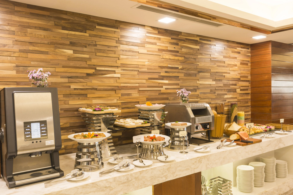 Winsuites Saigon Hotel - Complimentary Afternoon Tea & Refreshments
