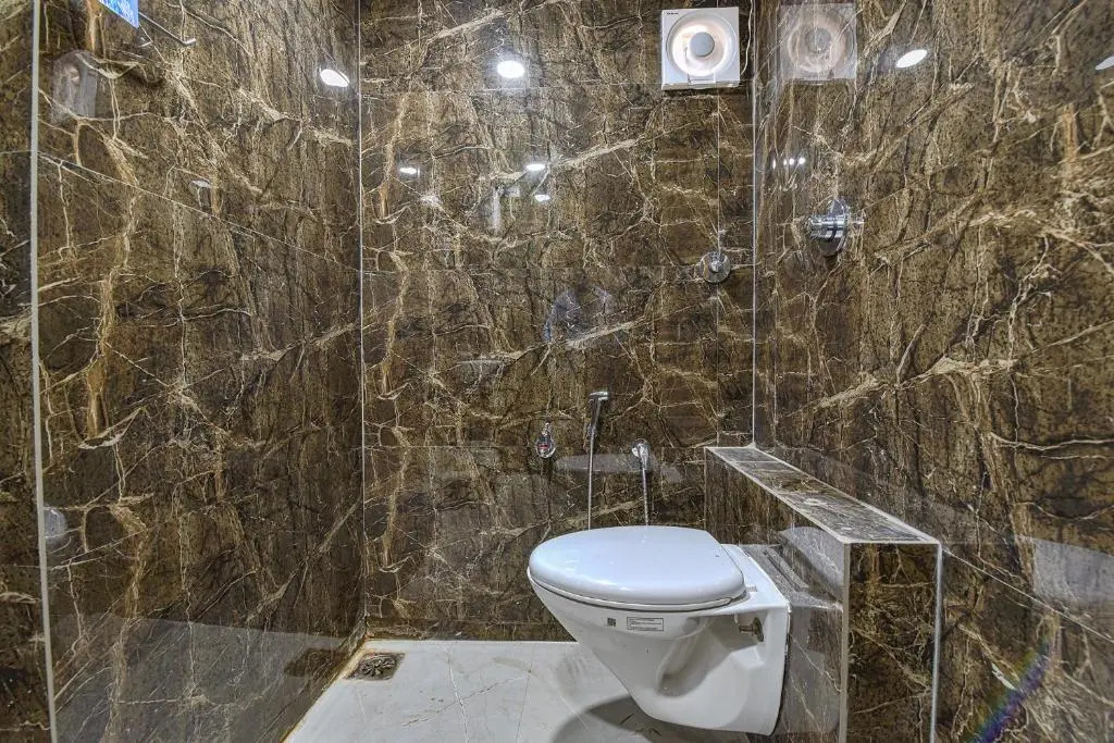 FabHotel Dev Palace