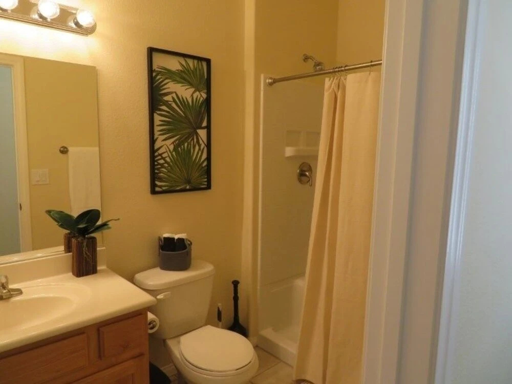 David And Johnelle R 3 Bedroom Condo