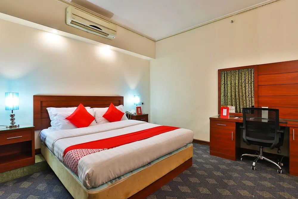 Oyo 395 Al Hafof Hotel