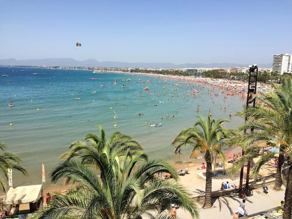 Apartment With 2 Bedrooms in Salou, With Wonderful sea View and Wifi -