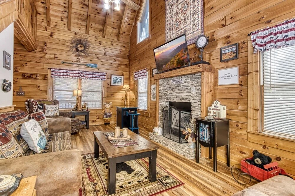 Er 247 - Legacy Lodge Great Location - Close To Town! 2 Bedroom Cabin by RedAwning