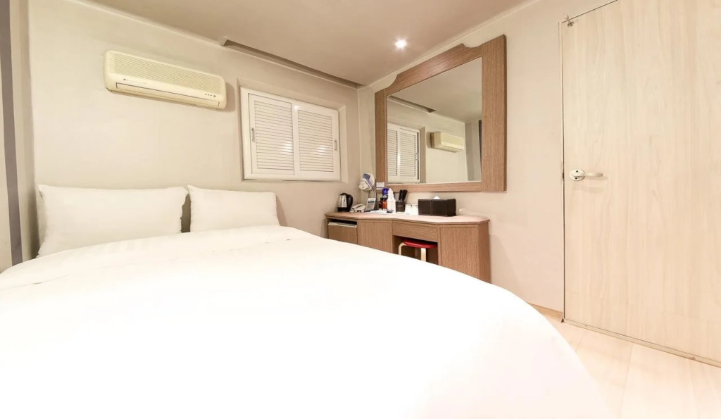 Hotel WO Yongsan Station