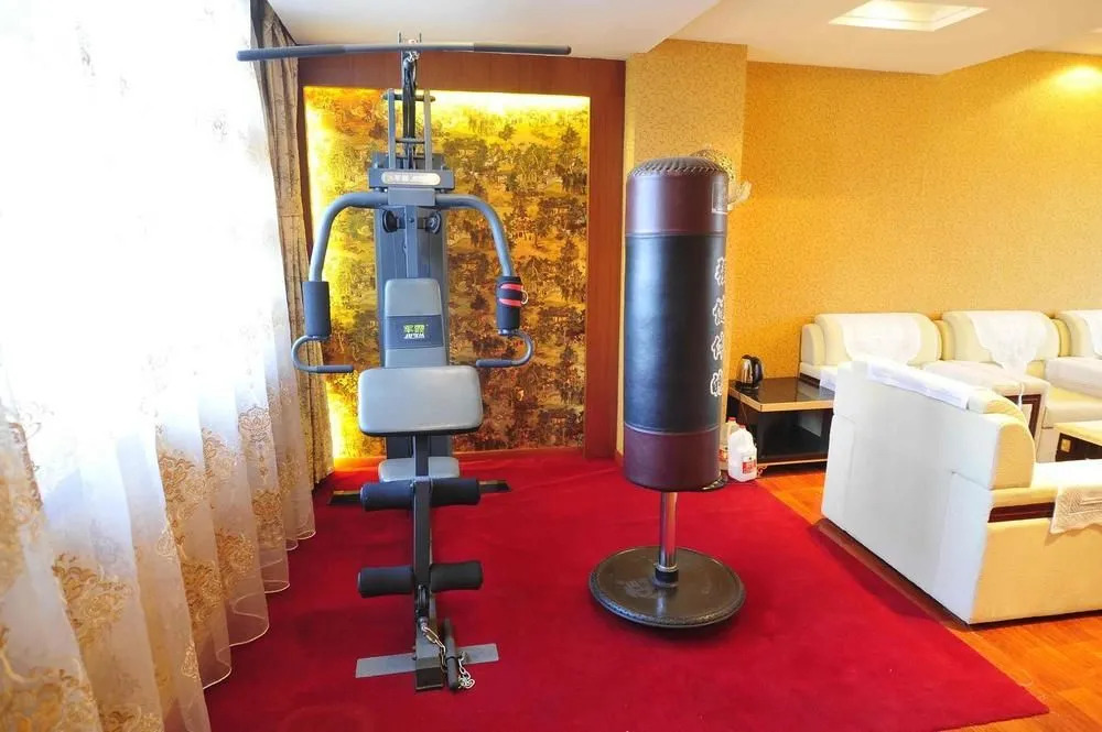 Fengcheng Hotel