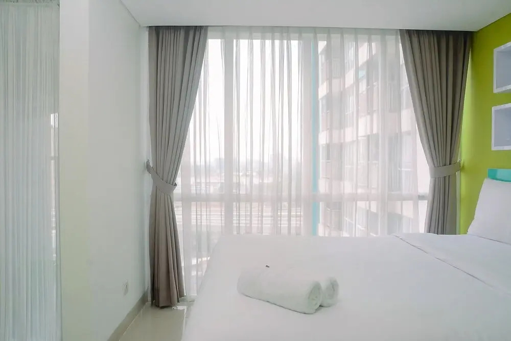 Cozy Studio with City View at H Residence Apartment