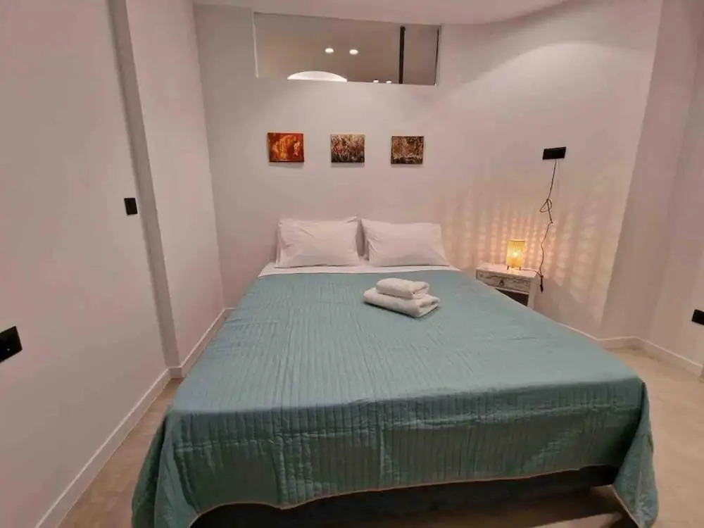 Comfortable Living in Athens 2BR Apartment