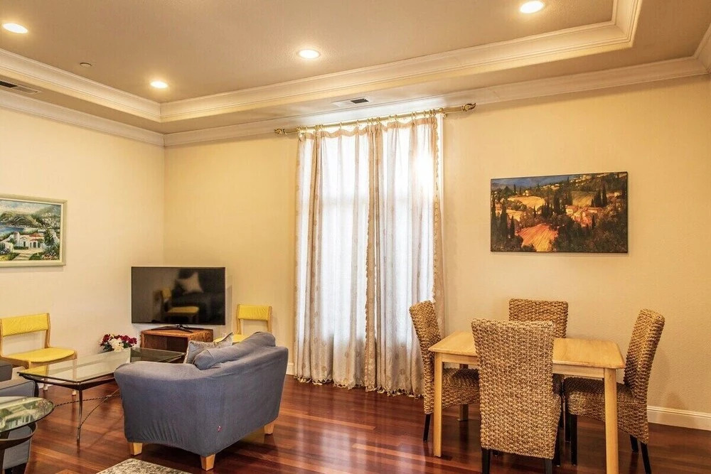 Lovely 2-bedroom in Cupertino