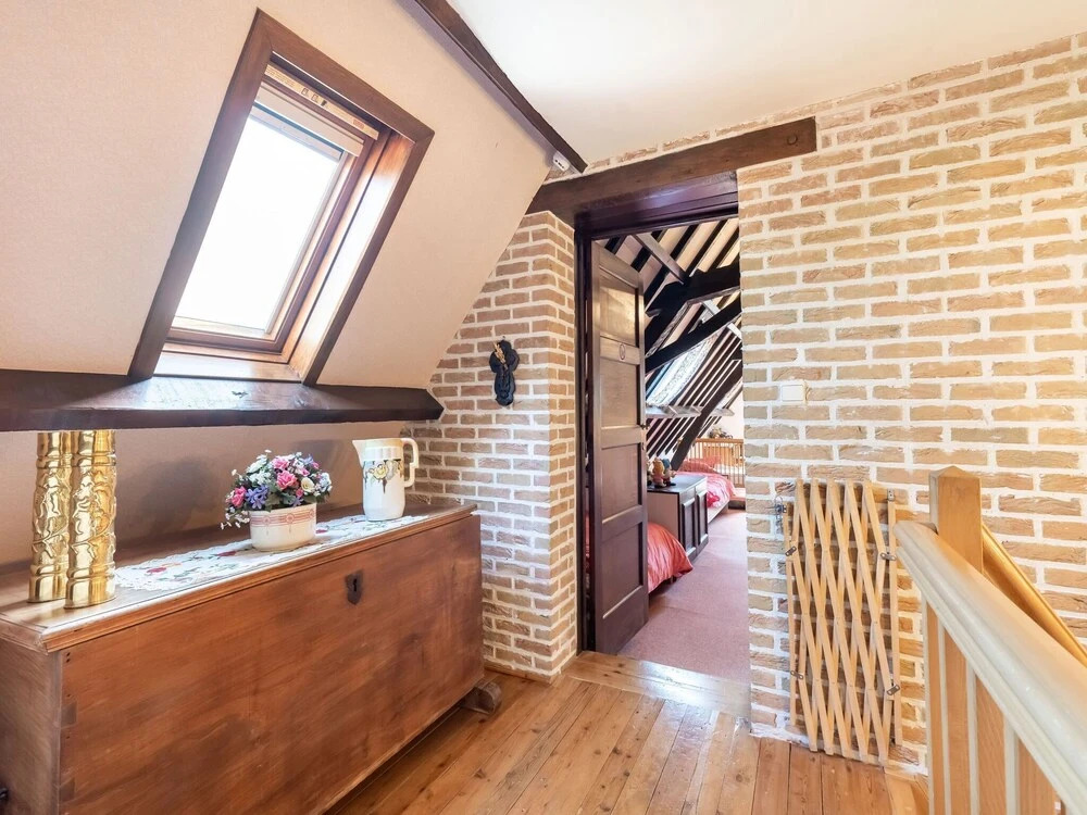 Farmhouse in Beveren near Beach & Garden