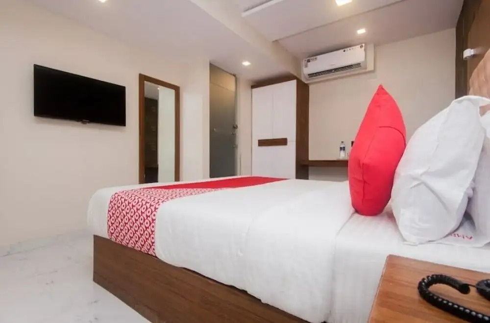 Qubestay Airport Capsule Hotel & Hostel