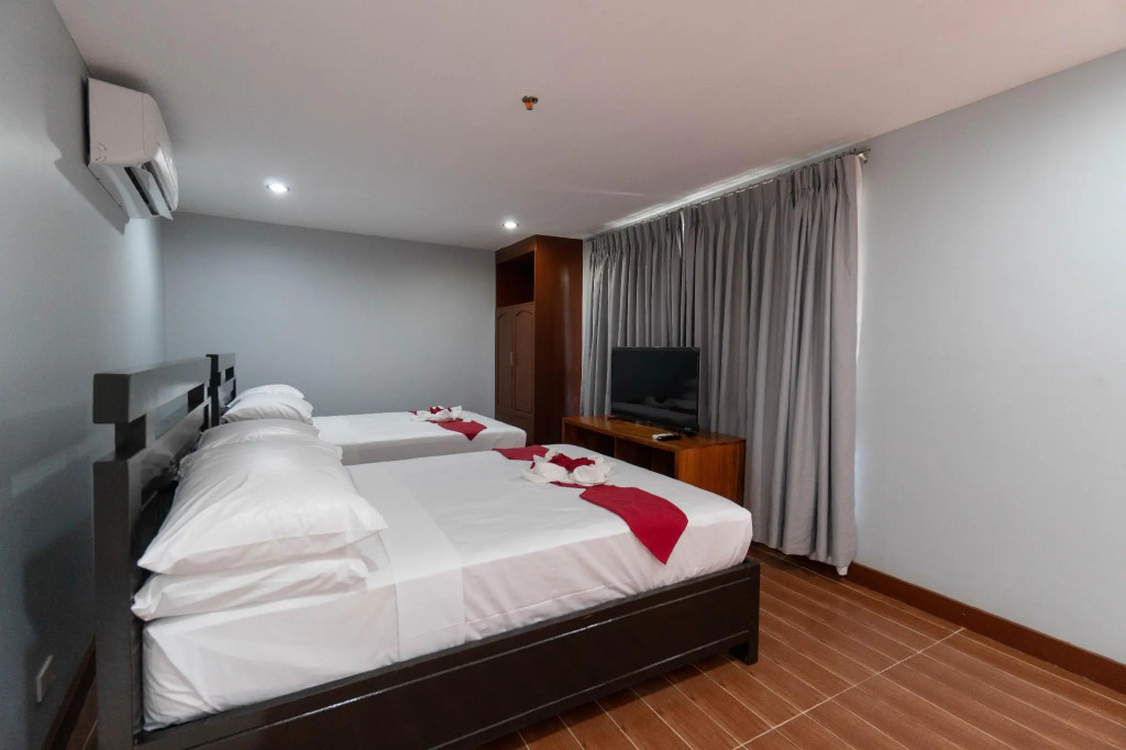 One Averee Bay Hotel