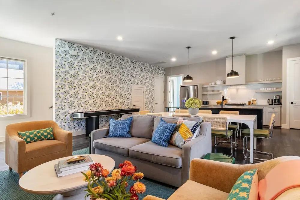 The Magnolia 10 - Avantstay Germantown w Private Balcony