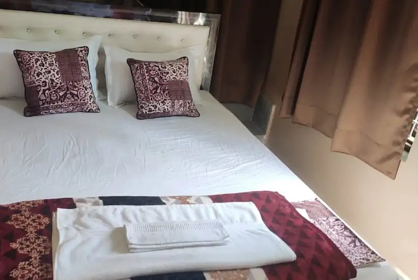 Hotel Mamnani