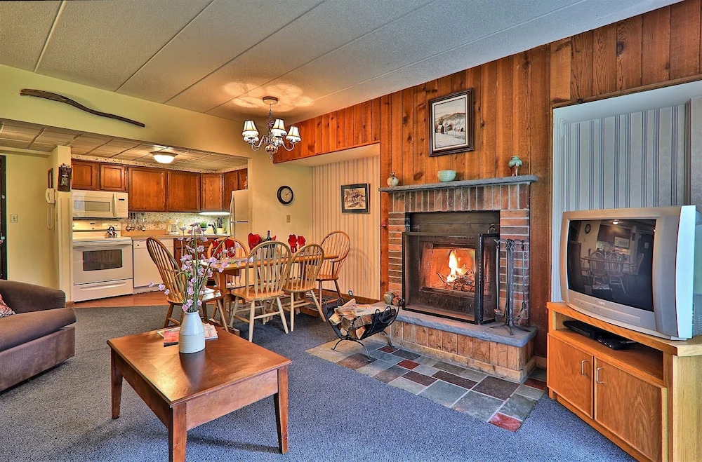 Mg 1a04 - Mountain Green 2br/1.5ba, Close To Mountain!