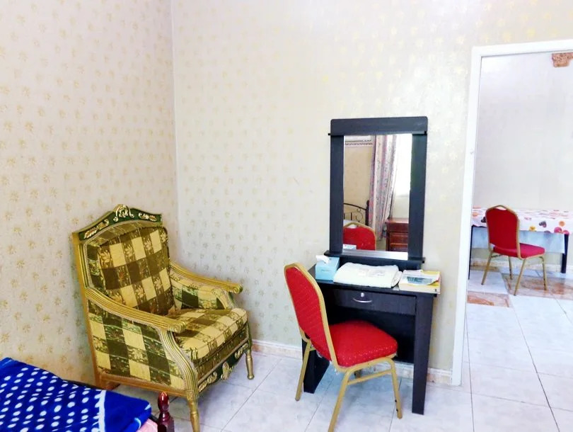 OYO 140 Al Musafeer Hotel~