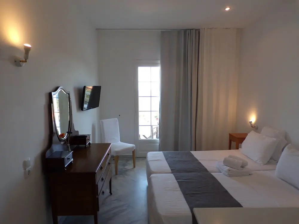 Anthemoessa Villas