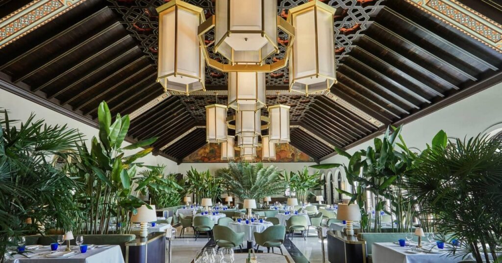 Four Seasons Hotel at The Surf Club