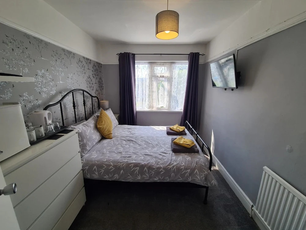 The Roslyn Guest House