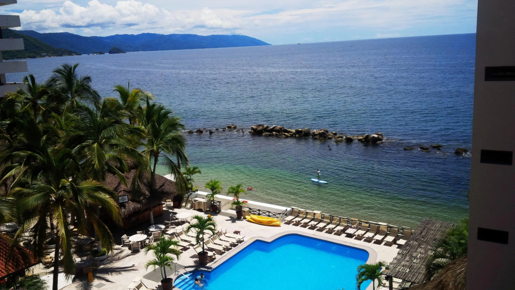 Costa Sur All Inclusive Resort