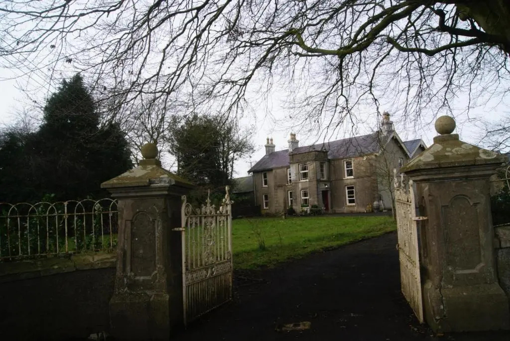 Crookedstone House