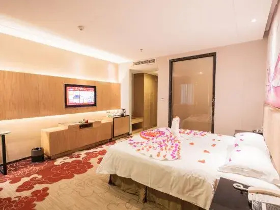 Bai Li Holiday Hotel (Enping Aofeng Square)