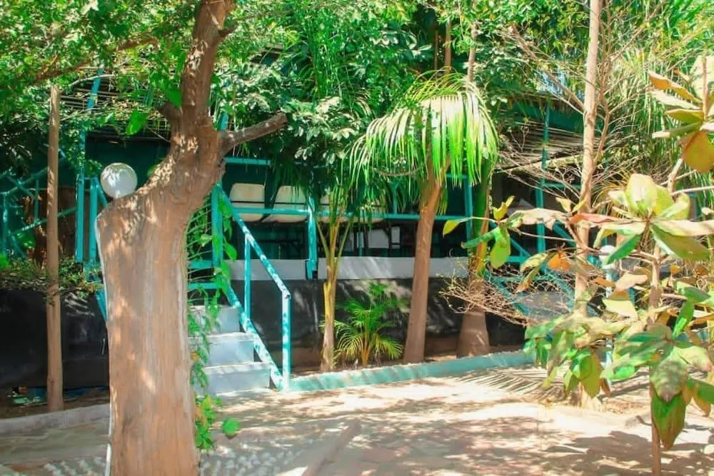 Luna Lodge
