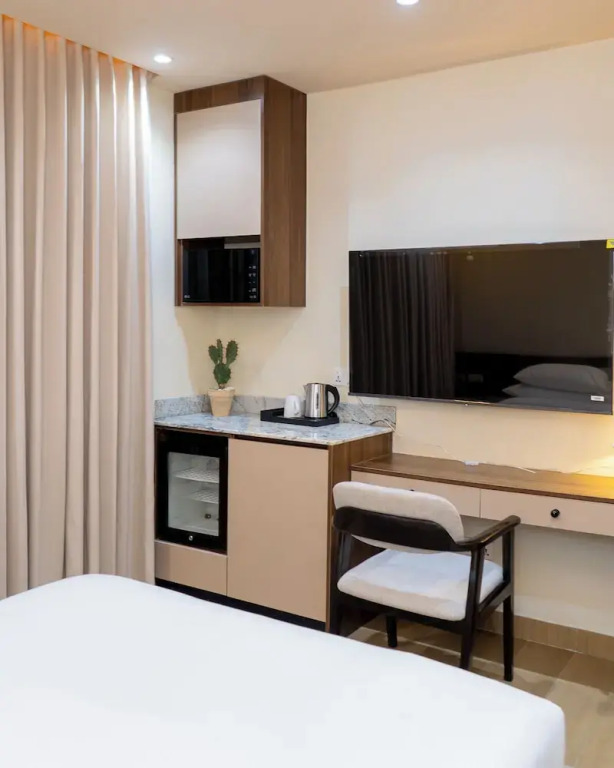 7EVEN Suites