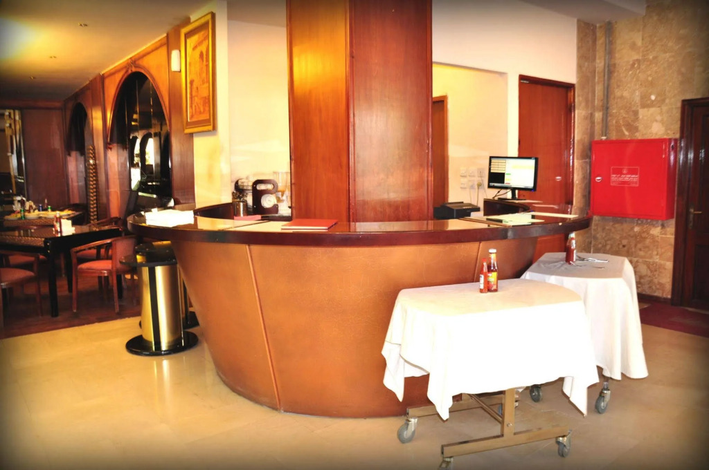Al Higgi Hotel
