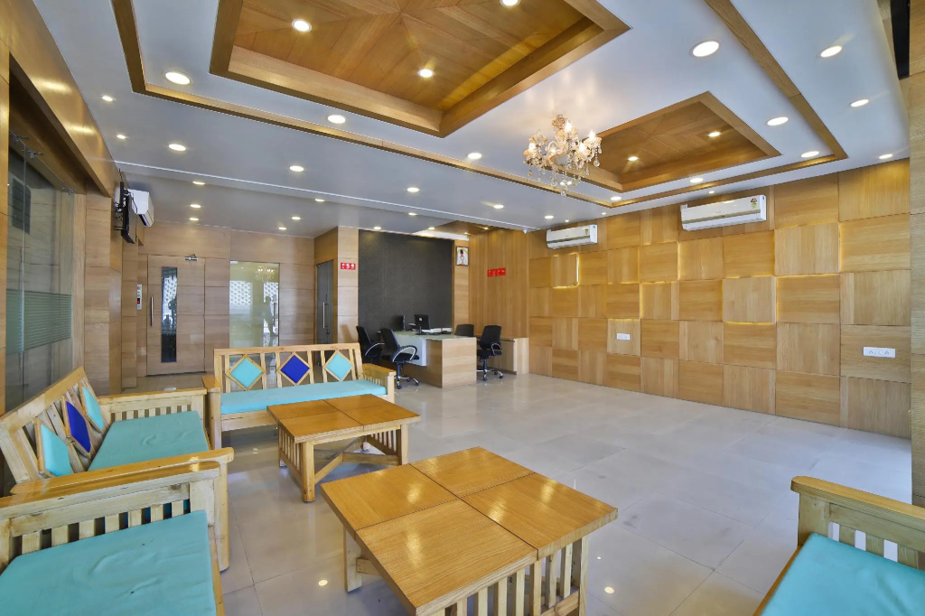 OYO 29126 Bhagyoday Hotel