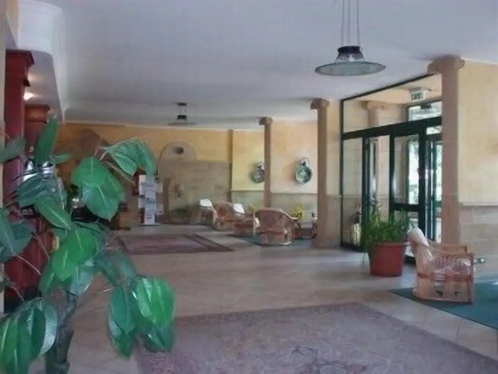 Hotel Salus