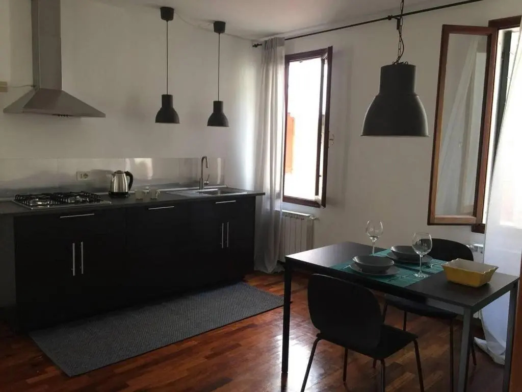 PAGAN PROPERTIES Appartamento Open Space