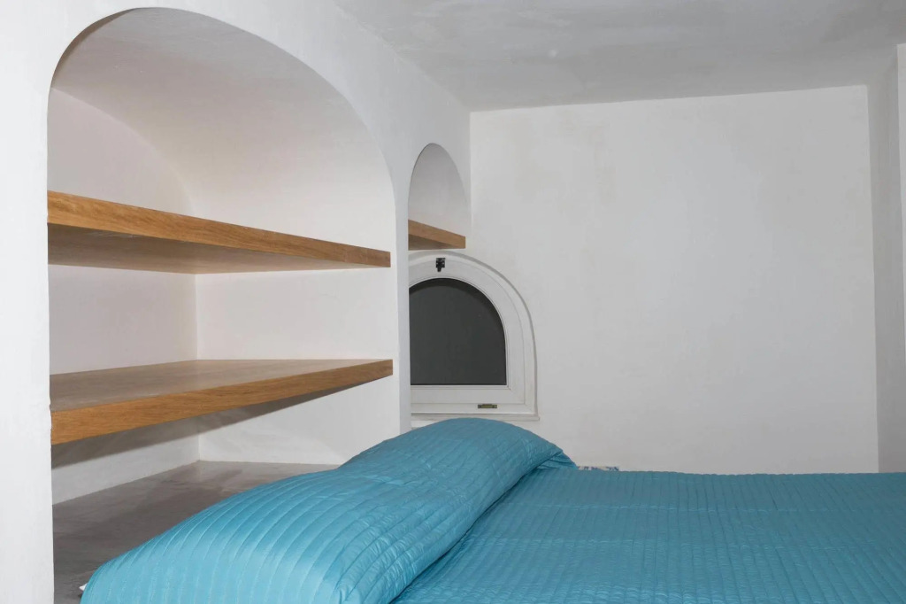 Capri Apartments