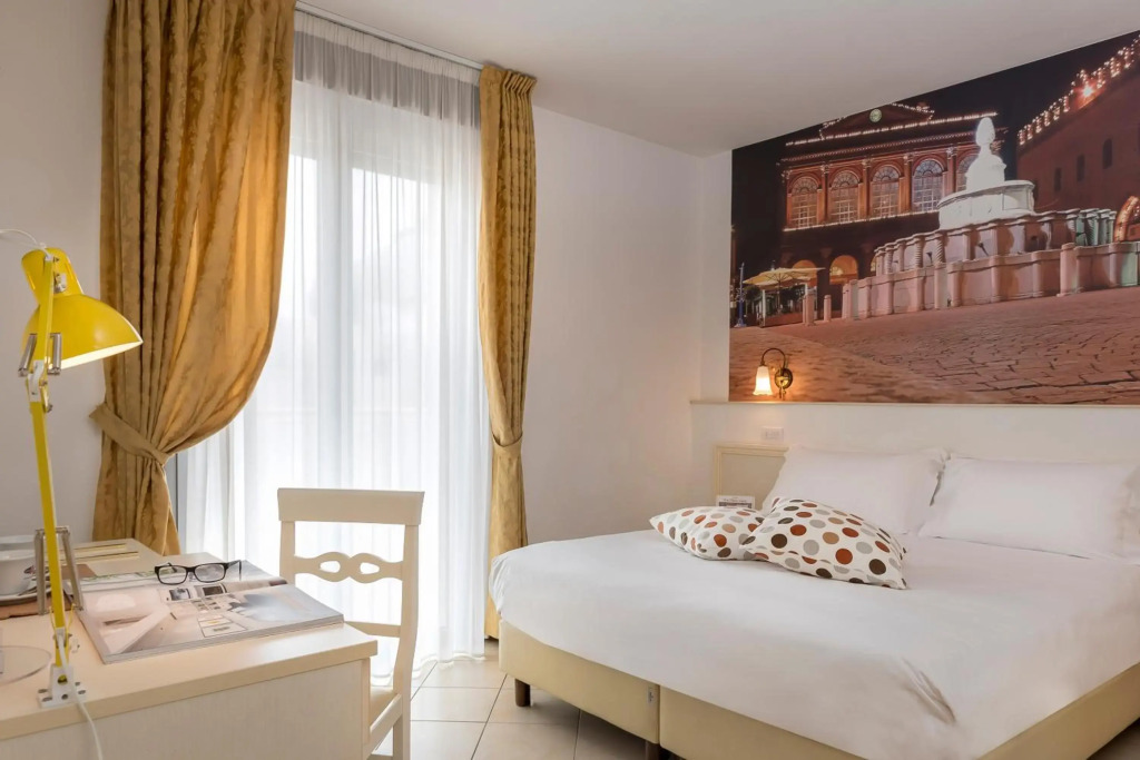 Отель Sovrana Hotel & SPA