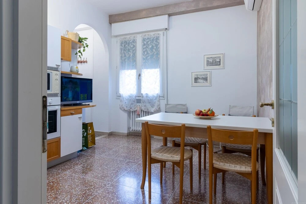Housmart Galeotti 16
