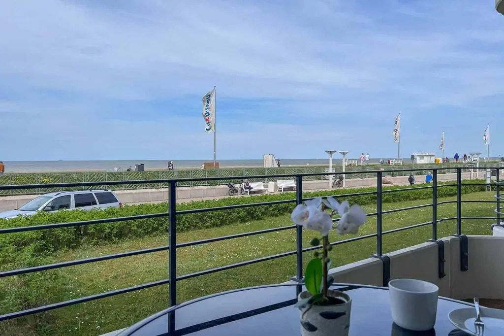 Ferienwohnung-2-im-Haus-Nautilus-mit-Panorama-Meerblick